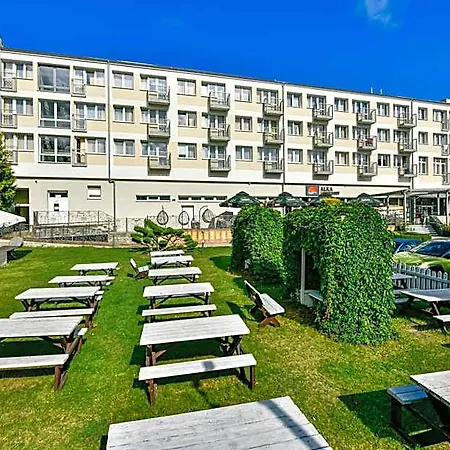 度假村 Alka Sun 尤斯托尼莫斯基